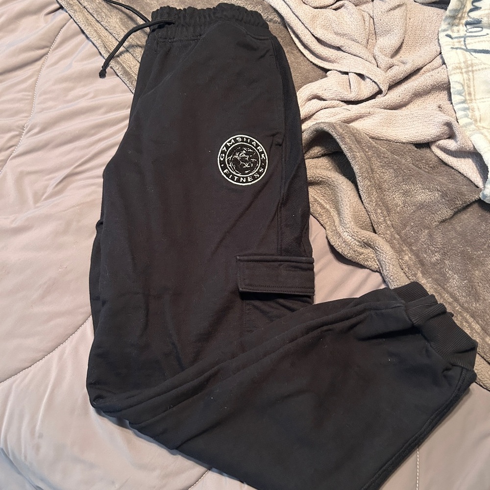 Gymshark Legacy Black Cargo Joggers - Picture 2 of 7